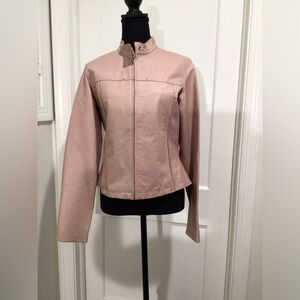 Light pink Medium leather jacket with zipper